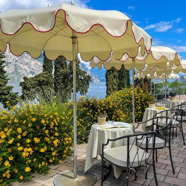 Hotel Oasi Beach, khách sạn ở Malcesine