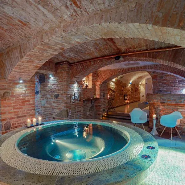 Penzión Wellness & Restaurant Zoborská, free parking, hotel v destinaci Nitra