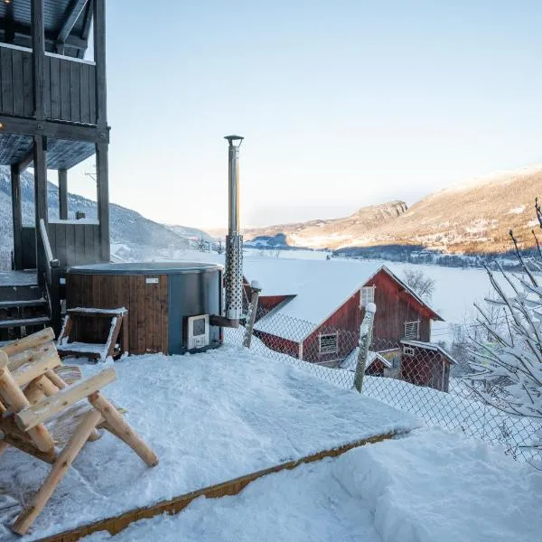 Stamp and sauna! Small farm with fantastic view!, Hotel in Favang