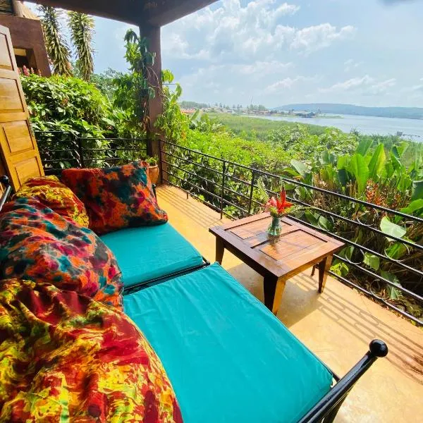 Home On The Nile water front Cottage, hotel in Jinja