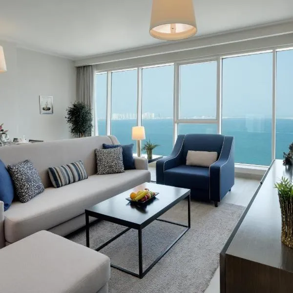 Centara West Bay Hotel & Residences Doha，位于多哈的酒店