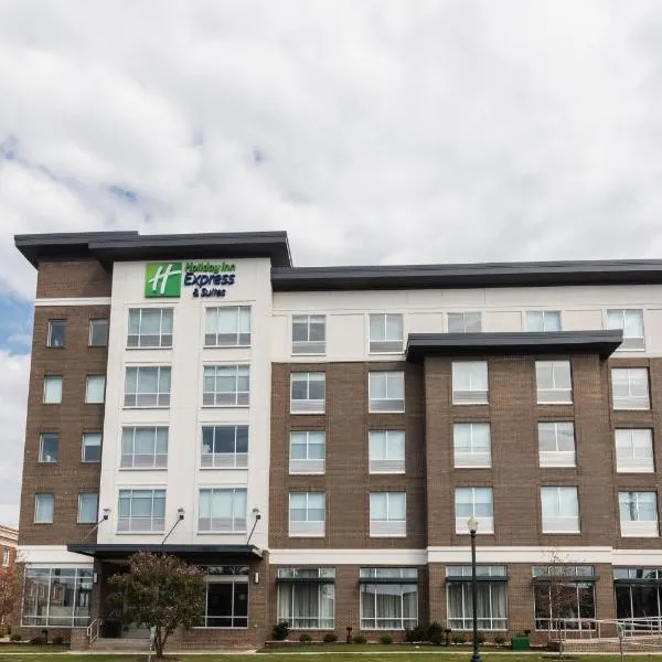 Holiday Inn Express & Suites Columbia Downtown The Vista by IHG, מלון בקולומביה