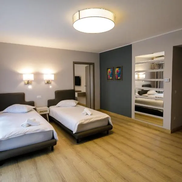 Pensiunea AS, ξενοδοχείο σε Floresti