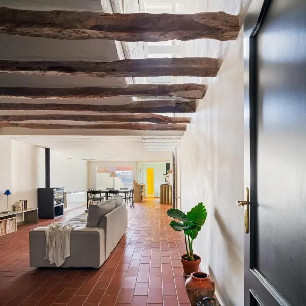 Ca la Francesa, hotel in Juncosa