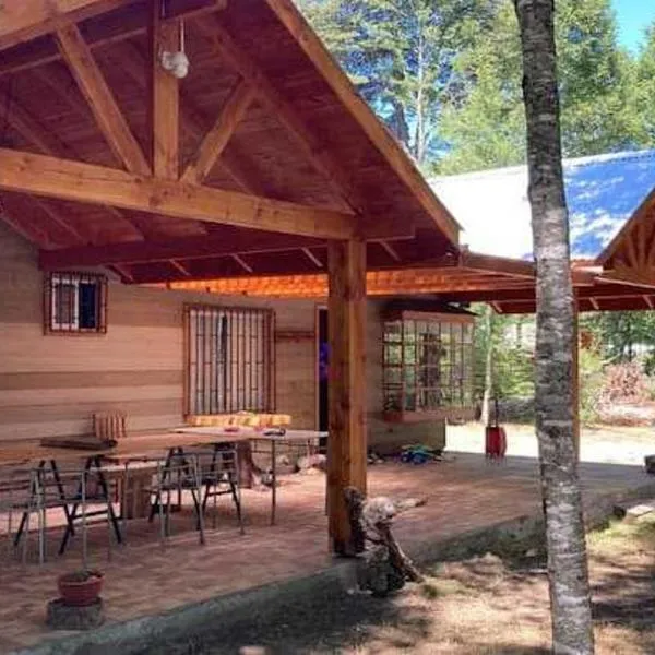 Parcela en Pucón con casa、プコンのホテル