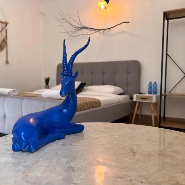 Lord of the Dead Sea Crown Group Collection, hotell sihtkohas Neve Zohar