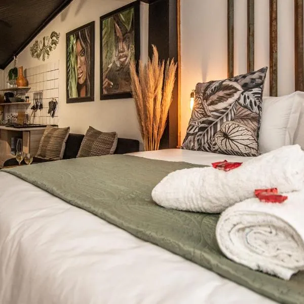 Hello Sunshine Self Catering Studio Apartments, hotel v destinaci Nelspruit
