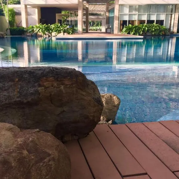 Pasig Condo FAST WIFI with Netflix and Pool Access, hotel v destinaci Manila