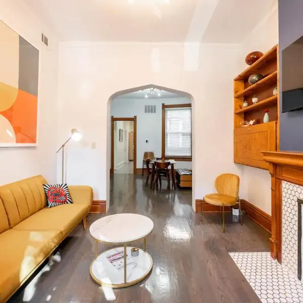 Lincoln Park 3 BR Penthouse, hotel v destinaci Chicago