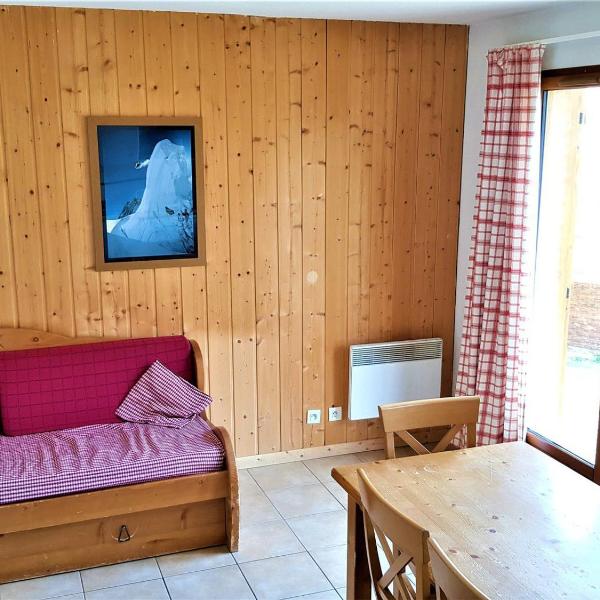 Chalet La Joue du Loup, 4 pièces, 8 personnes - FR-1-504-40