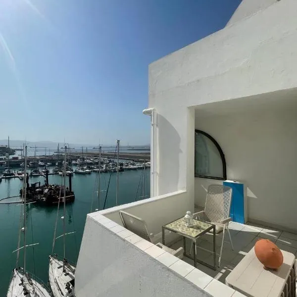 Neptune Suite-Hosted by Sweetstay, hotel in Gibraltar