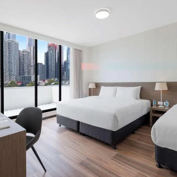 Best Western Queen Victoria Market Hotel, hotel in Melbourne