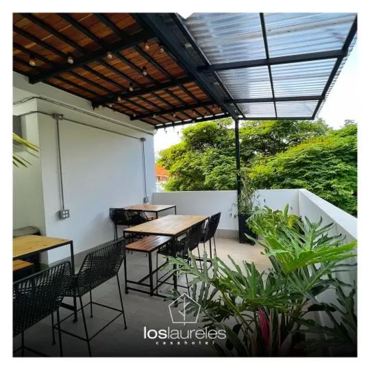 Casa hotel Los Laureles, hotel in Medellín