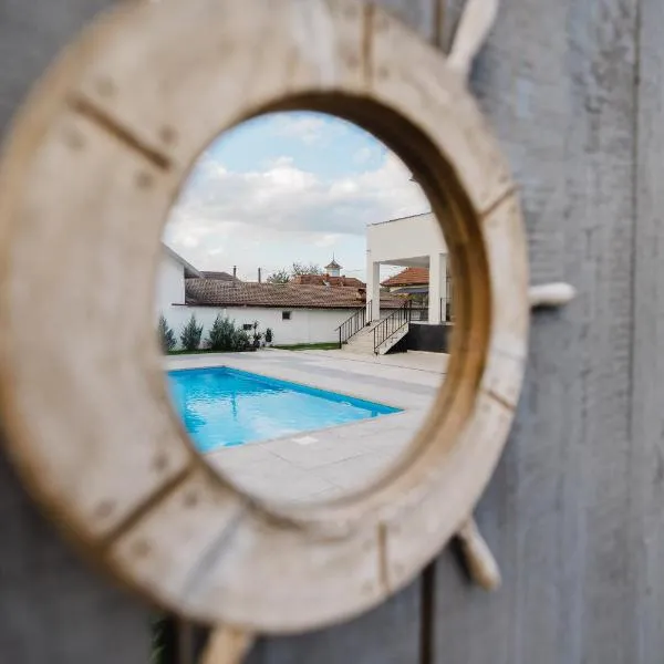 Pensiunea Magnesia (4 margarete****), ξενοδοχείο σε Sânâteşti