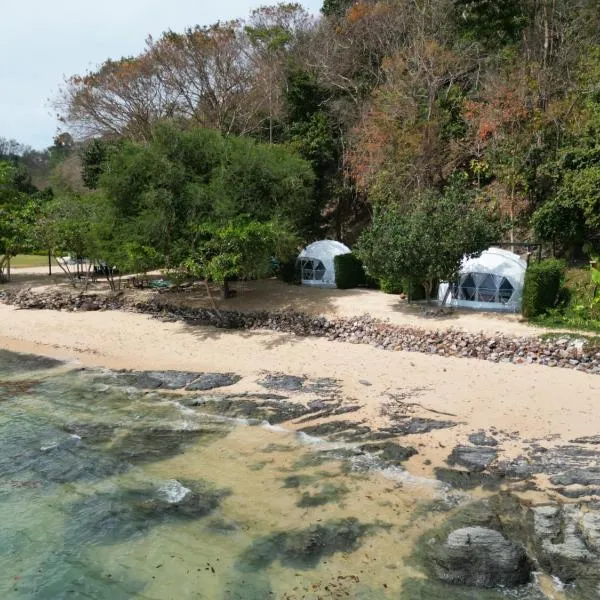 Touch Glamping Koh Yao Noi ทัช แกรมปิ้ง เกาะยาวน้อย, hotel in Ko Yao Noi