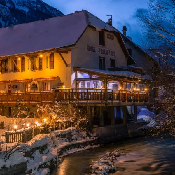 Logis Hôtel et Spa Le Christiania, hôtel à La Salle Les Alpes