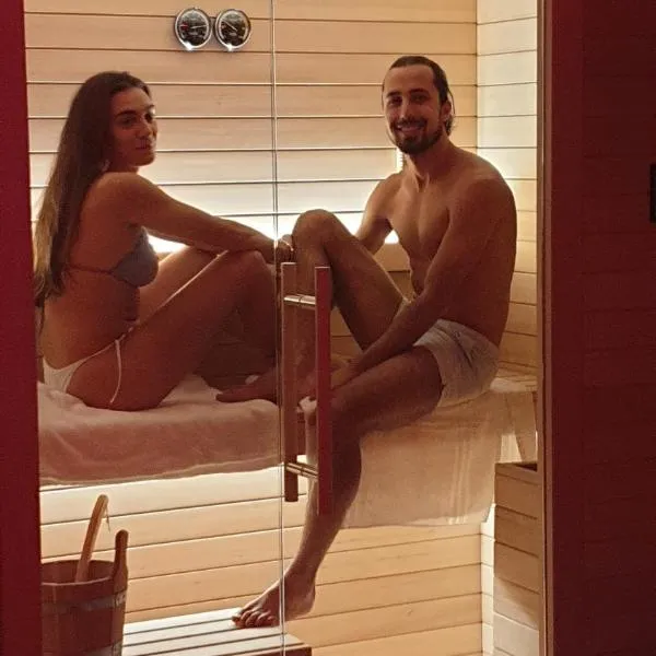 Accanto Alle Mura Rooms & Relax Spa, ξενοδοχείο σε Sirolo