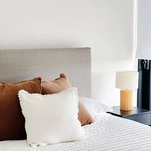Chermside 3 beds apartment close to Hospital and Shops, готель у Брісбені