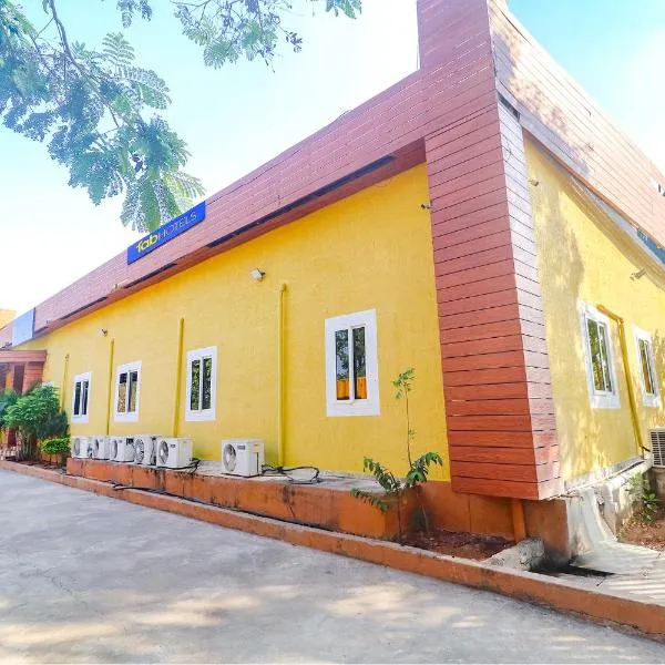 FabExpress Airport Stay Inn - Nr Hyderabad International Airport, Shamshabad, hotel di Hyderabad
