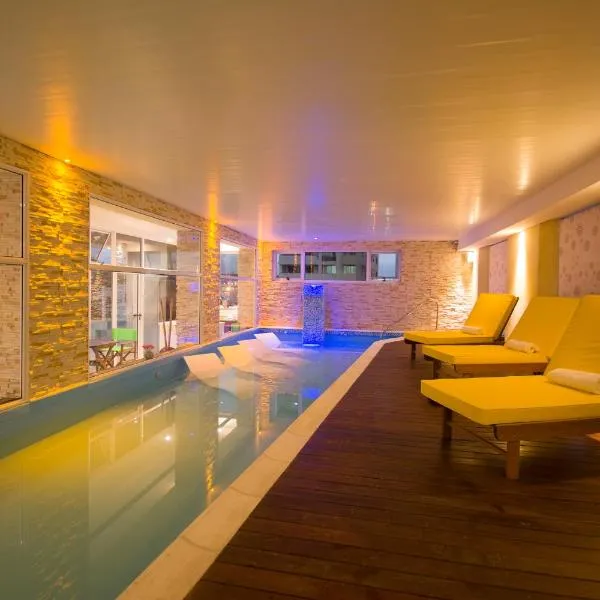 Los Tilos Hotel y Spa by CPH: Villa Carlos Paz'da bir otel