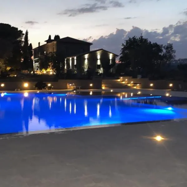 Villa Paladini, מלון במונטפיאסקונה