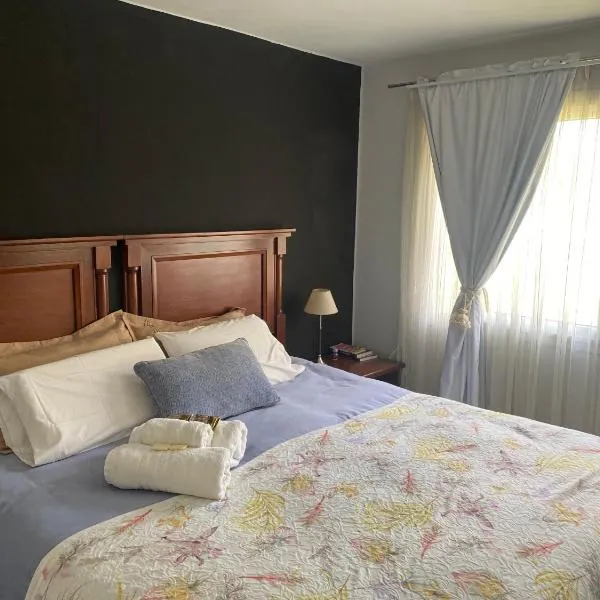 CASA 6 A Malibú 3km del Aeropuerto Podes dejar tu auto，維拉阿連德的飯店