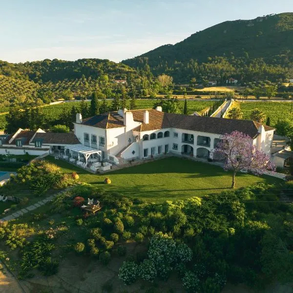 Hotel Casa Palmela - Small Luxury Hotels of The World, Hotel & Villas, hotel in Setúbal