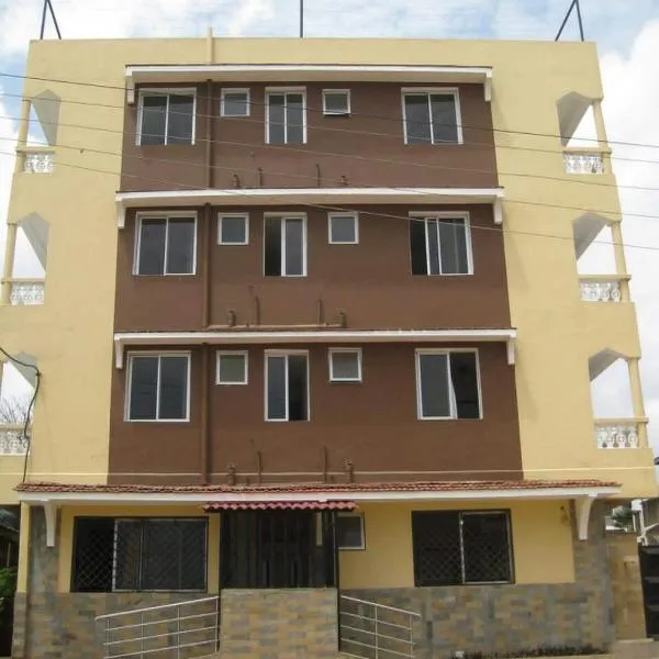 Golden Guest House- Miritini, hotel in Mombasa