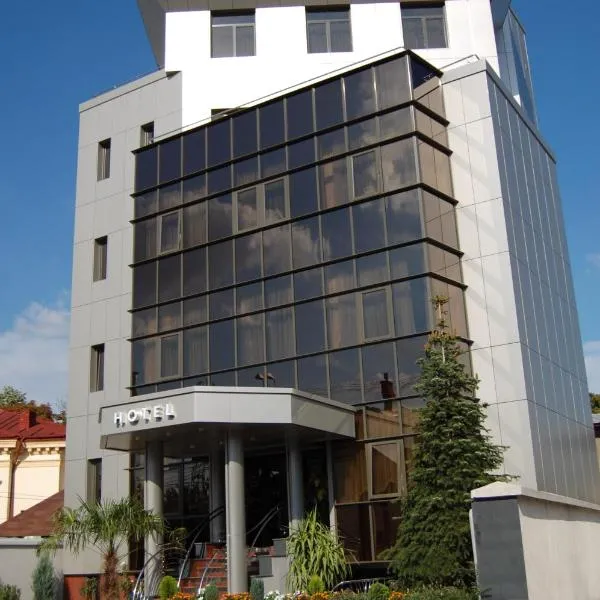 Acapulco Hotel, hotel v destinácii Ploješť