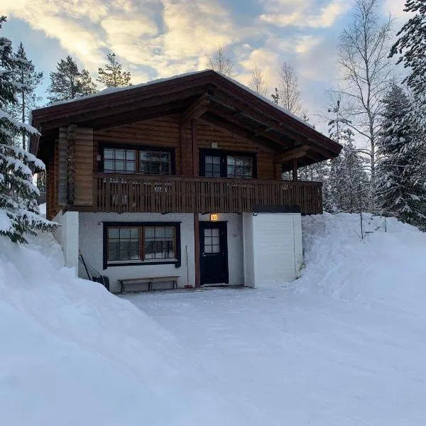 Mökki Mäntyniemi Taivalkoski, готель у місті Taivalkoski
