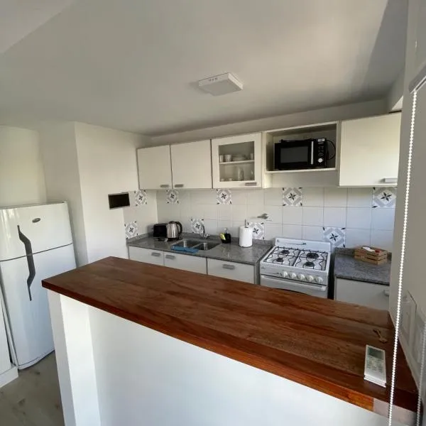 Temporario 48, hotel in La Plata