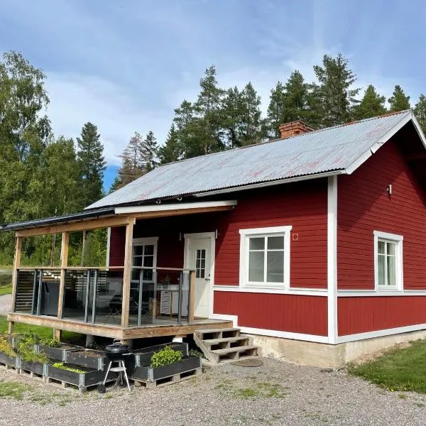 Backes Lillstuga，位于博伦厄的酒店