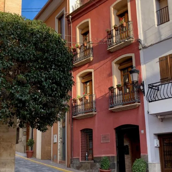 Las Puertas Del Indiano、Relleuのホテル