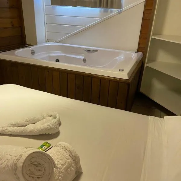 Pousada Recanto do Aconchego, hotel in Florianópolis