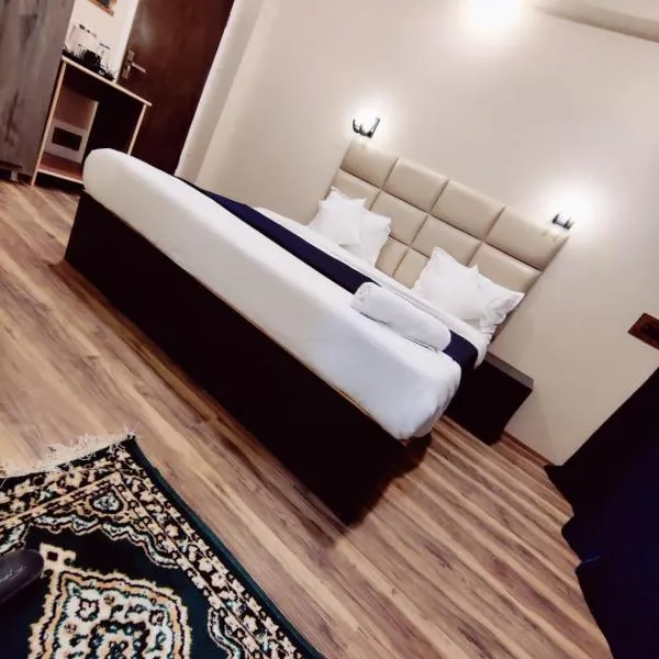 Gulshan Palace By Seven Hills Srinagar By Him Haults Hospitality, hotell sihtkohas Srinagar