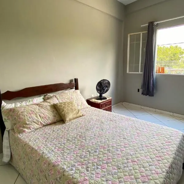 Apartamento inteiro 2 quartos Wi-Fi, hôtel à Montes Claros