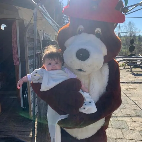 Camping Oos Heem, hotell sihtkohas Montenau