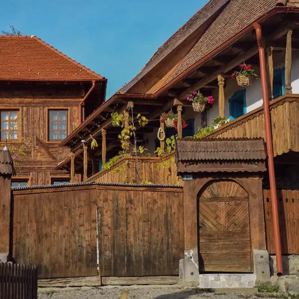 Székelyföld ,Siklódi Kő Vendégház, Tornácosház, ξενοδοχείο σε Bartoştana