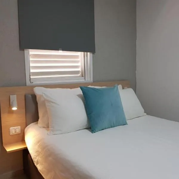 Airport Guest House, hôtel à Or Yehuda
