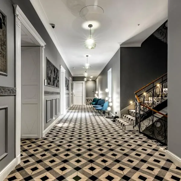 Palatinus Boutique Hotel, hotel i Pécs