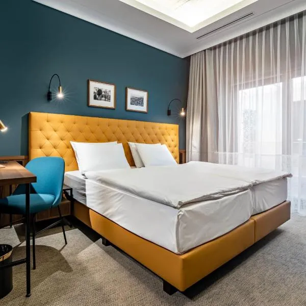 Palatinus Boutique Hotel โรงแรมในเปตช์
