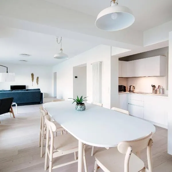 La Palma 2 by Quokka 360 - Spacious Lake View Apartment, hotel v mestu Montagnola