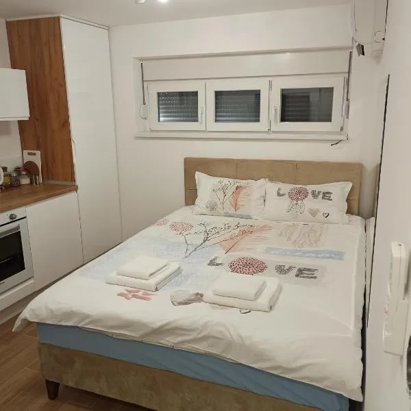 Milash, hotel v destinaci Karaburma