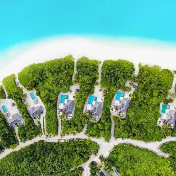 Hideaway Beach Resort & Spa, FREE SHARED CHARTER FLIGHT for two on stays of 7 or more nights from September 2025 until 23rd December 2026, hotel in Dhidhdhoo