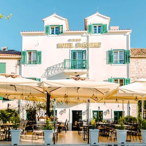 Heritage Hotel Pasike, hotel en Trogir