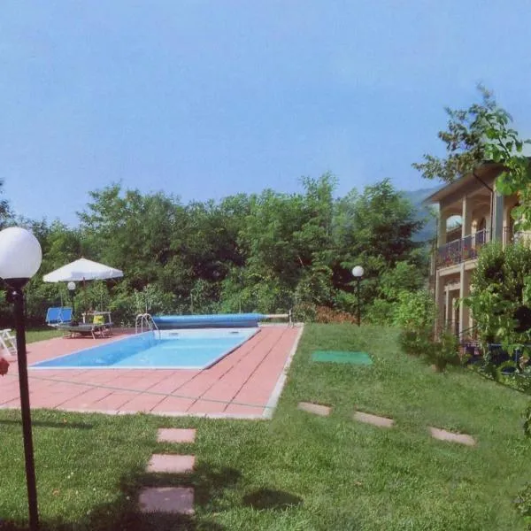 Hotel The Marquee, hotel in Castelnuovo di Garfagnana