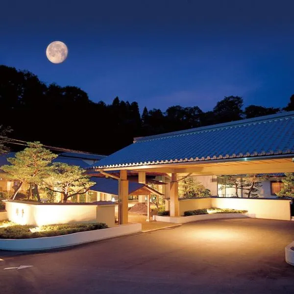 TAKITEI Riverside Onsen ーA Hidden Ryokan in Kanazawaー, hotel v destinaci Kanazawa