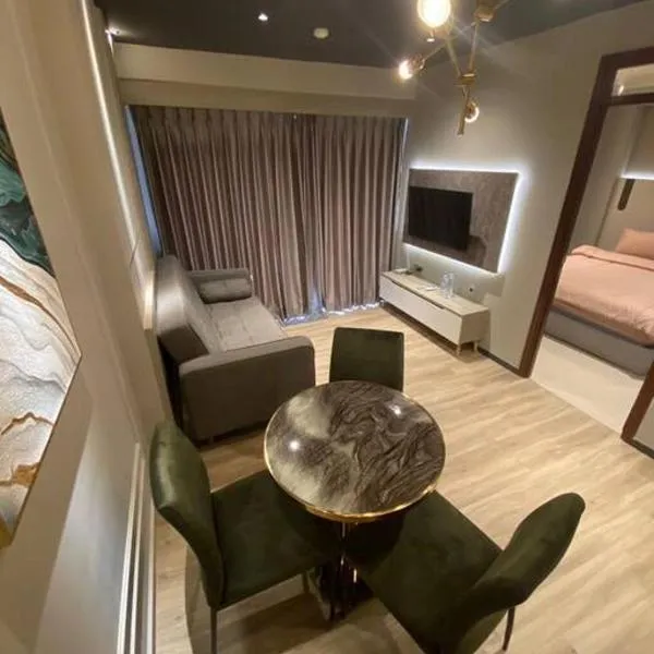 Daymentroom Apartemen R711 2 BR Pasteur Bandung, khách sạn ở Bandung