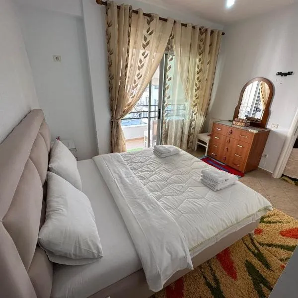 Taulant, Hotel in Saranda