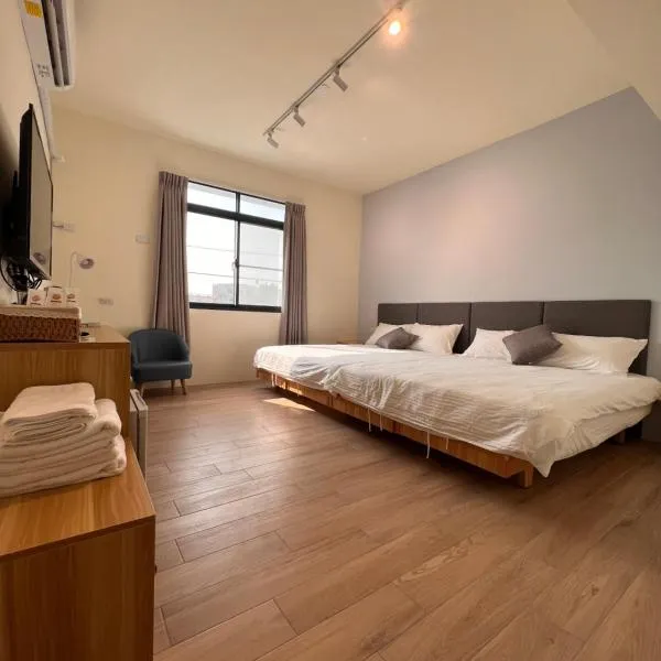 路科民宿Look 停車方便, hotel in Jiading